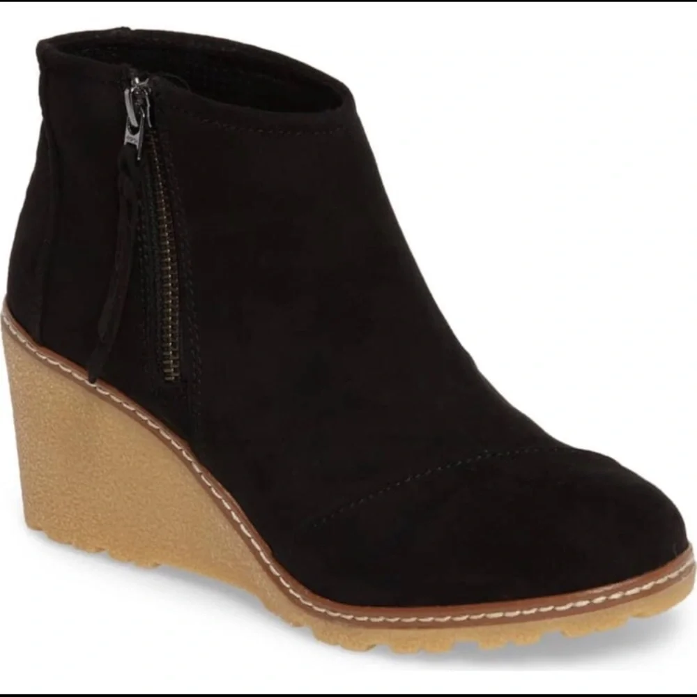 Toms Black Suede Wedge Ankle Boots with Tan Wedge